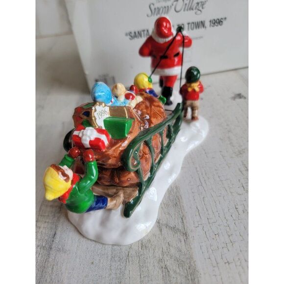 Dept 56 54862 Santa Comes To Town, 1996 snow village accessory Xmas - Picture 5 of 7